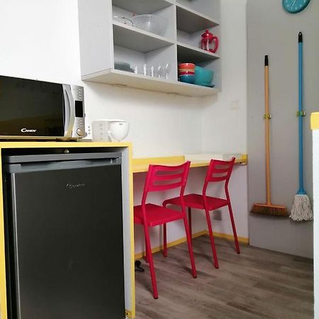 Residence Les Volets Bleus: Studio De 30 M² Classe 2 * โรชฟอร์ ภายนอก รูปภาพ