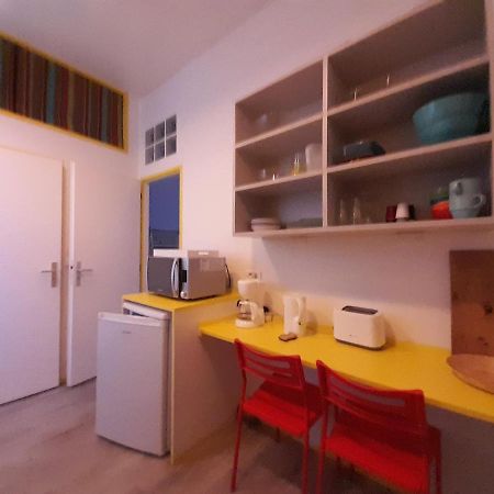 Residence Les Volets Bleus: Studio De 30 M² Classe 2 * โรชฟอร์ ภายนอก รูปภาพ